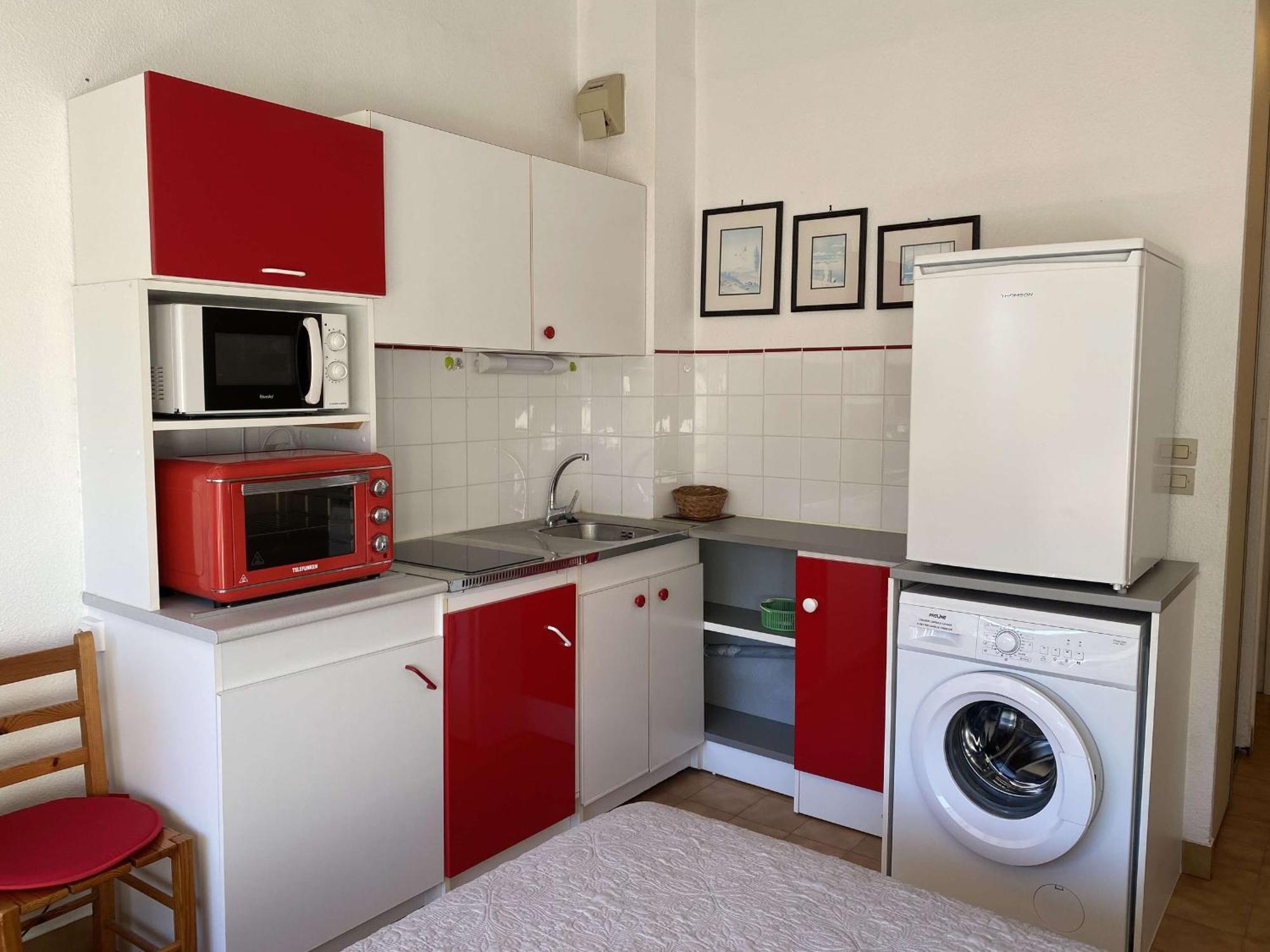 Studio Confort 2* Avec 2 Parkings Prives, Proche Thermes, Calme Et Bien Equipe - Balaruc-Les-Bains - Fr-1-553-114 Exterior photo
